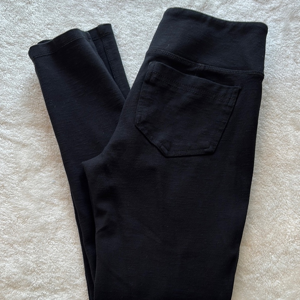 Mudd Black Jeggings with High-Rise Waistband and Slim Fit
